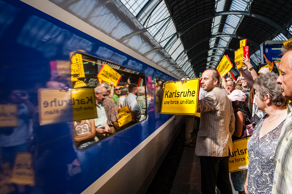 TGV in Karlsruhe-2
